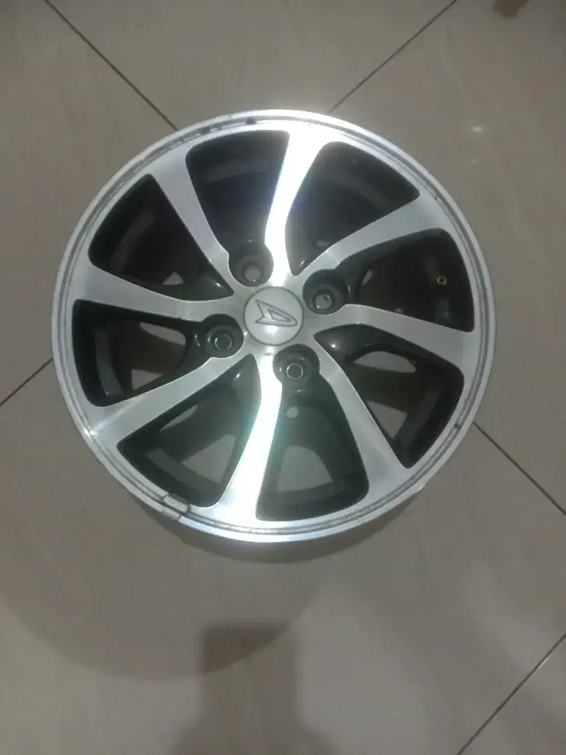 Velg Racing Ori ex: Sigra R14