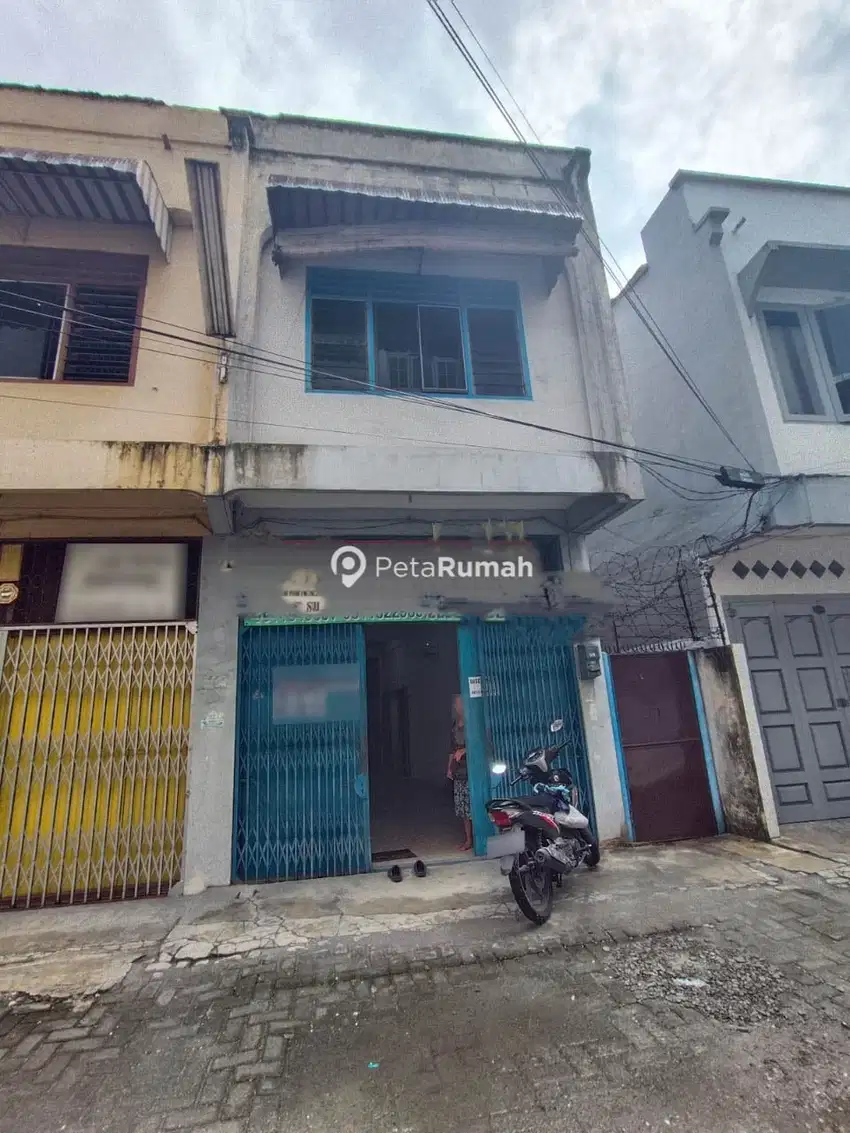 DISEWAKAN TOWN HOUSE JALAN HM YAMIN/SERDANG (TJIA TJAI)