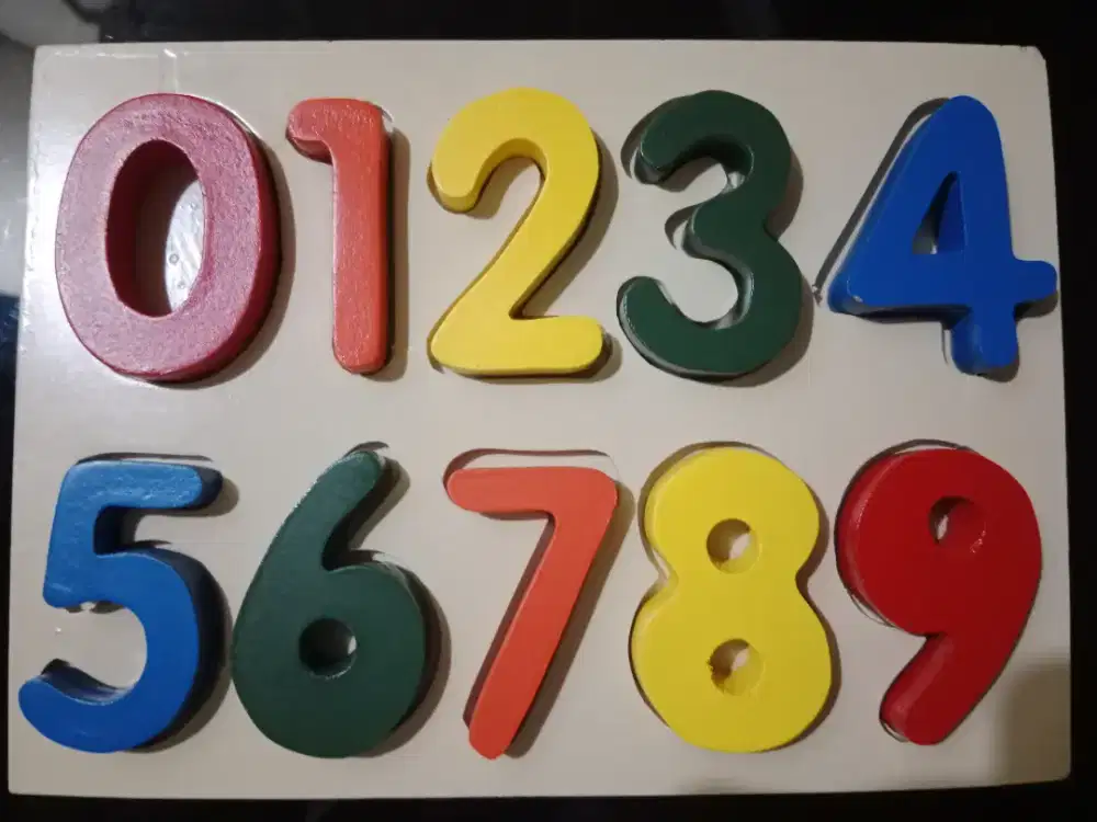 Mainan angka untuk baliat