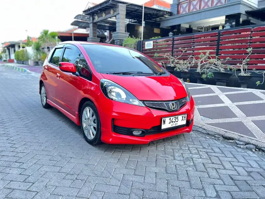 HONDA JAZZ RS 2014 AT