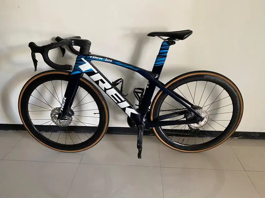 TREK MADONE SLR PROJECT ONE