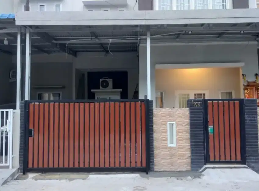 Pintu gerbang pagar dan kanopi