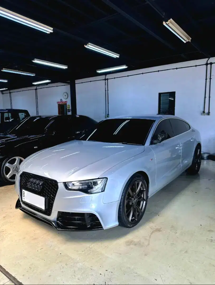 Audi A5 facelift RS5 2.0Turbo Frameless mods 150jt