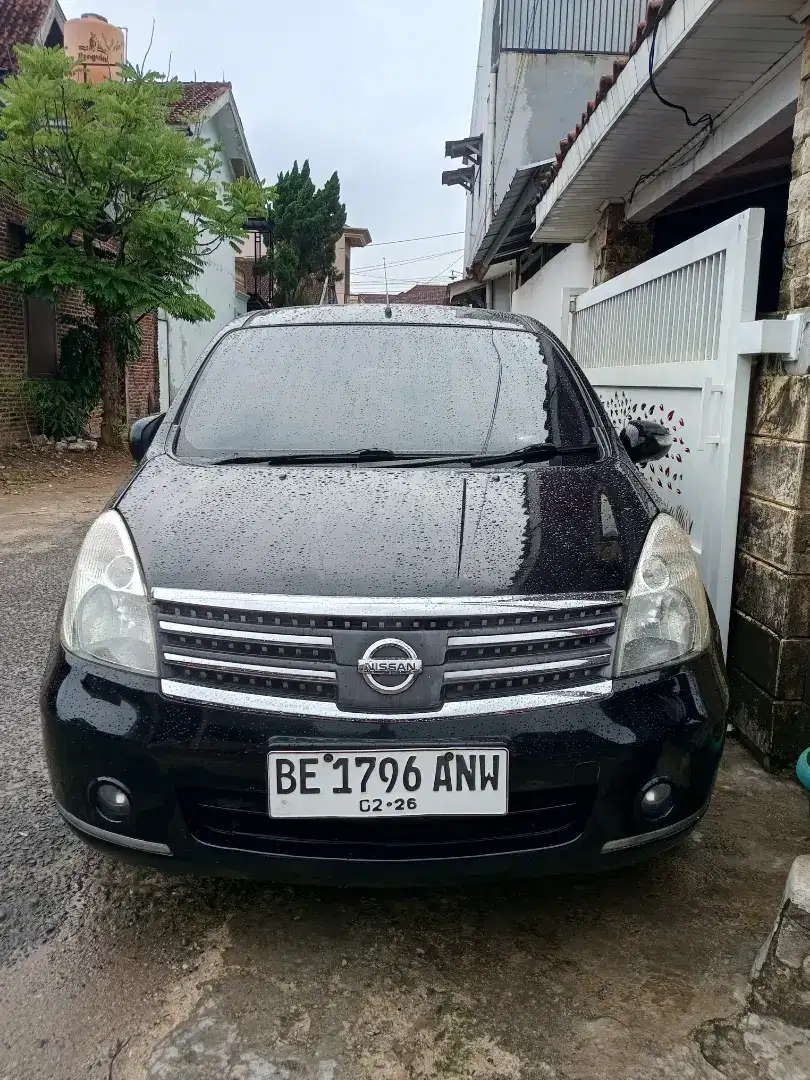 Grandlivina ultimate 1.5 matic 2011