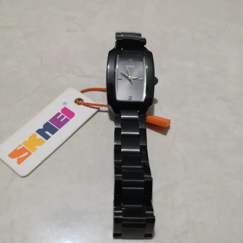 Jam Tangan Analog Wanita Luxury Fashion Women's Watch Skmei