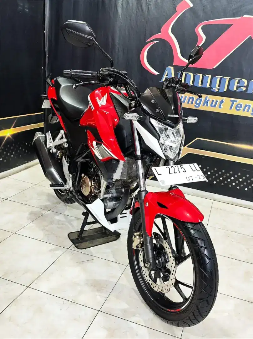 Honda CB 150R led 2019 odo 4rb saja. Anugerah Motor rungkut tengah 81