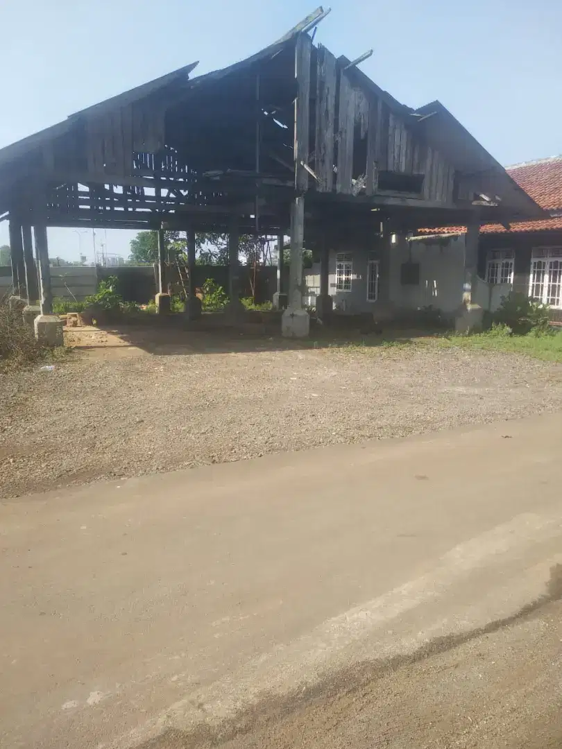 Jual rumah kampung