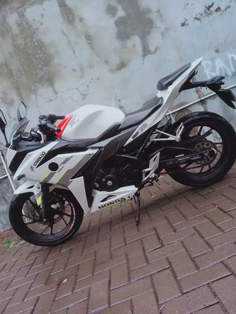 Cb150 R Thun 2016 mulus