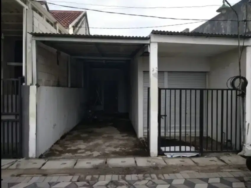Dijual hunian BU Medokan ayu