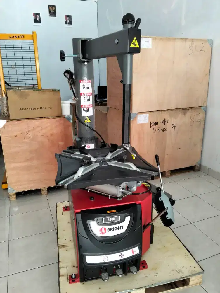 Mesin Pembuka Ban Bright