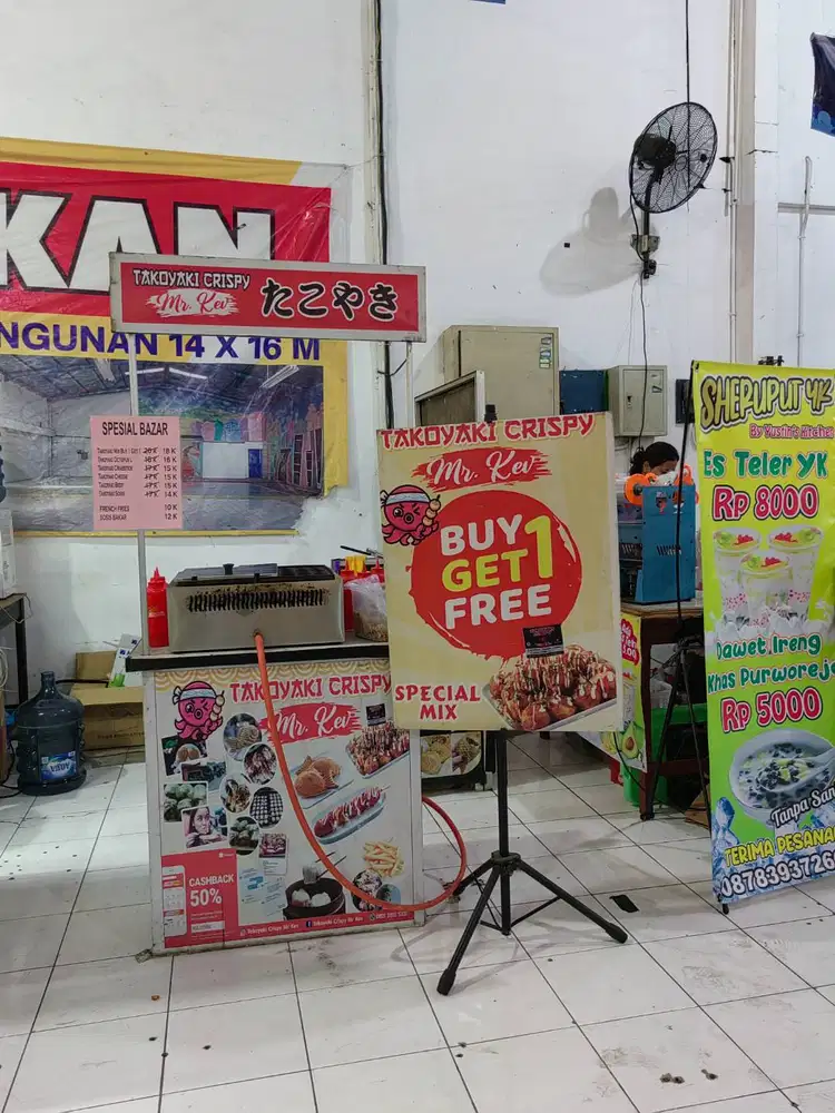 Dibutuhkan segera crew untuk stand takoyaki