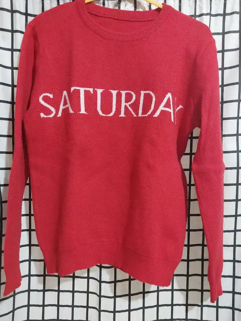 Sweater  rajut merah preloved