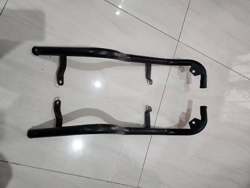 WTS HALF CRASHBAR XMAX