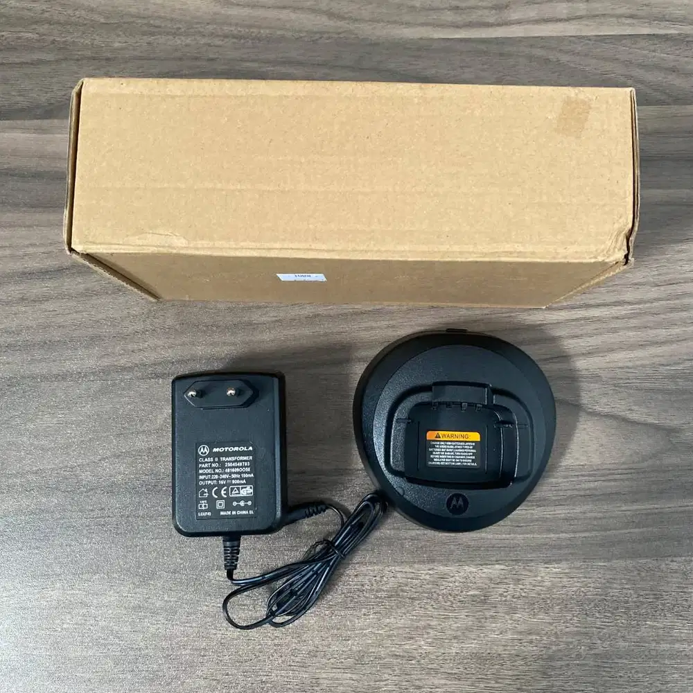 Charger Motorola CP1660 Batam