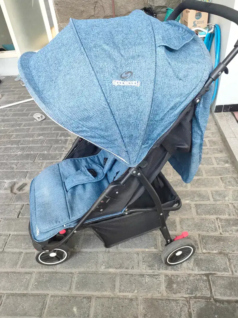 Stroller (bekas/preloved) Space Baby