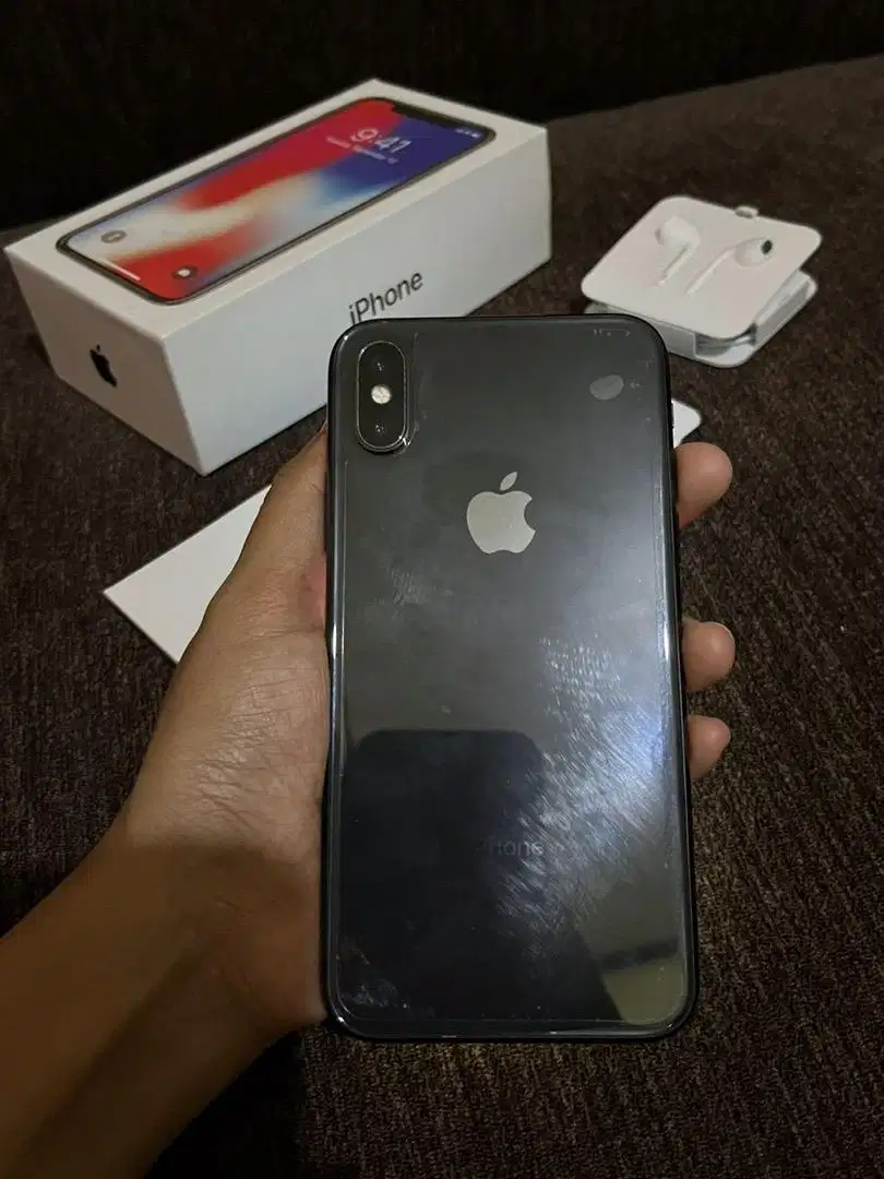 Jual iPhone X 256 GB tangan pertama