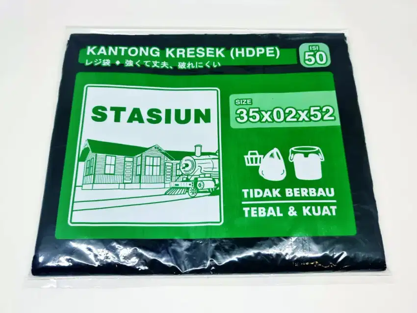 KANTONG PLASTIK STASIUN 35X52 HITAM (PER IKAT)