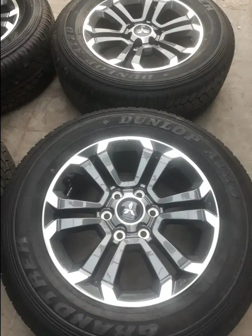 Velg Mitsubishi Triton R.18 ori