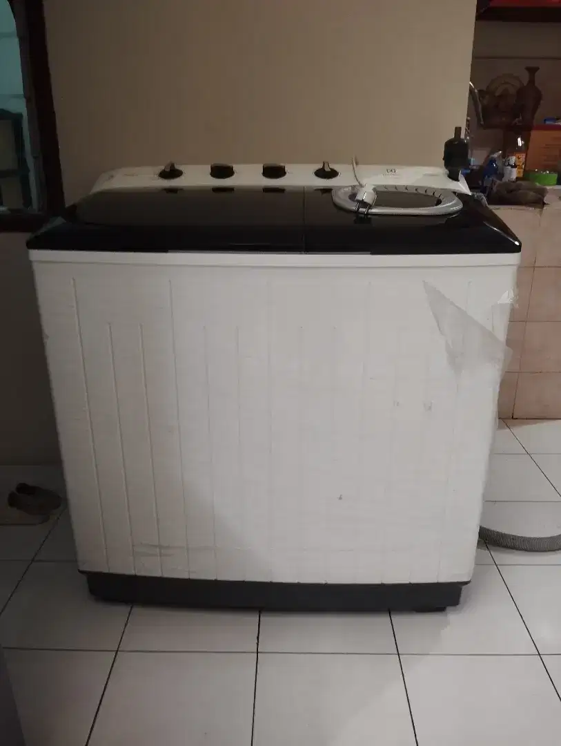 Jual mesin cuci Electrolux