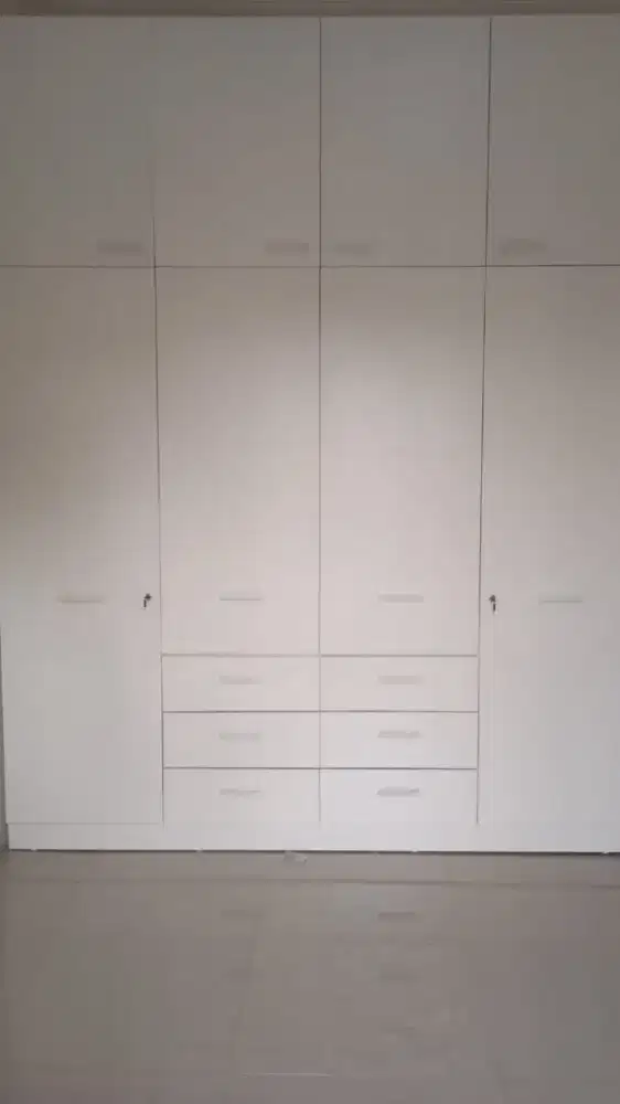 Lemari Pakaian Jumbo Kabinet Pintu Swing Dorr Pesan Bayar Bisa COD