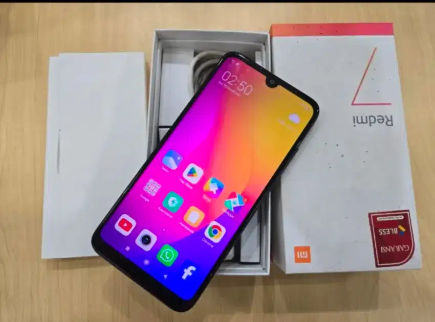 Redmi 7 3/32 Kondisi seperti baru