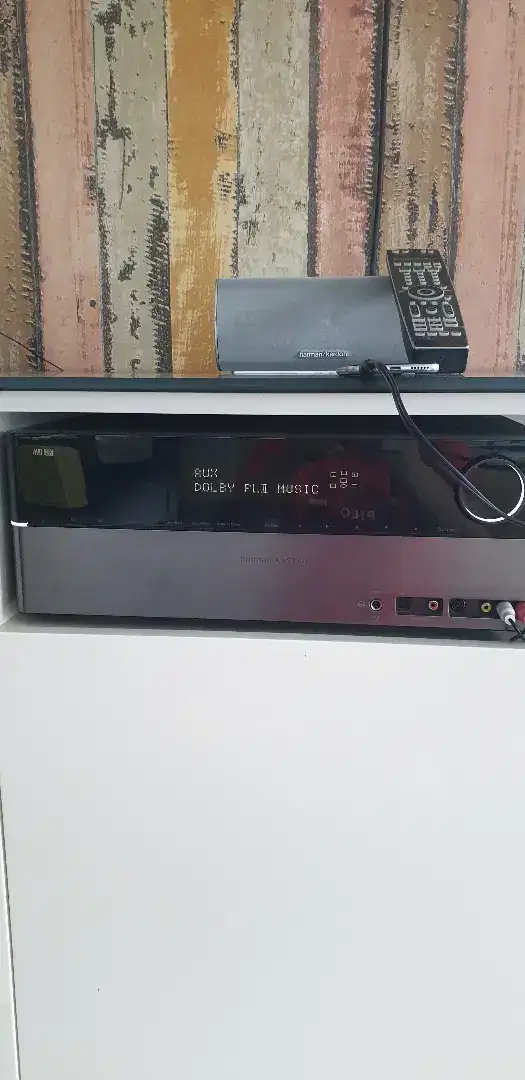 home theater Harman kardon AVR 255 + HKTS 11