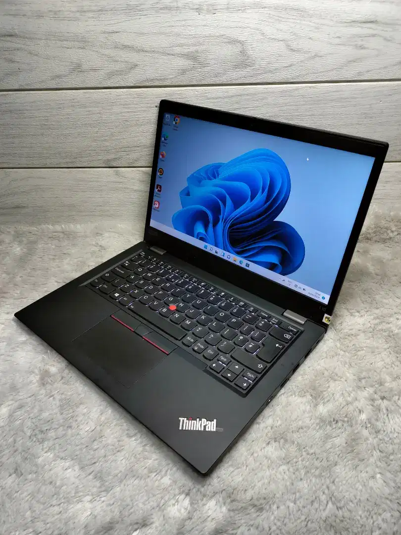 laptop Lenovo bekas sragen