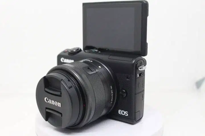 Canon M100 LENSA 15-45MM STM Fullset box hitam