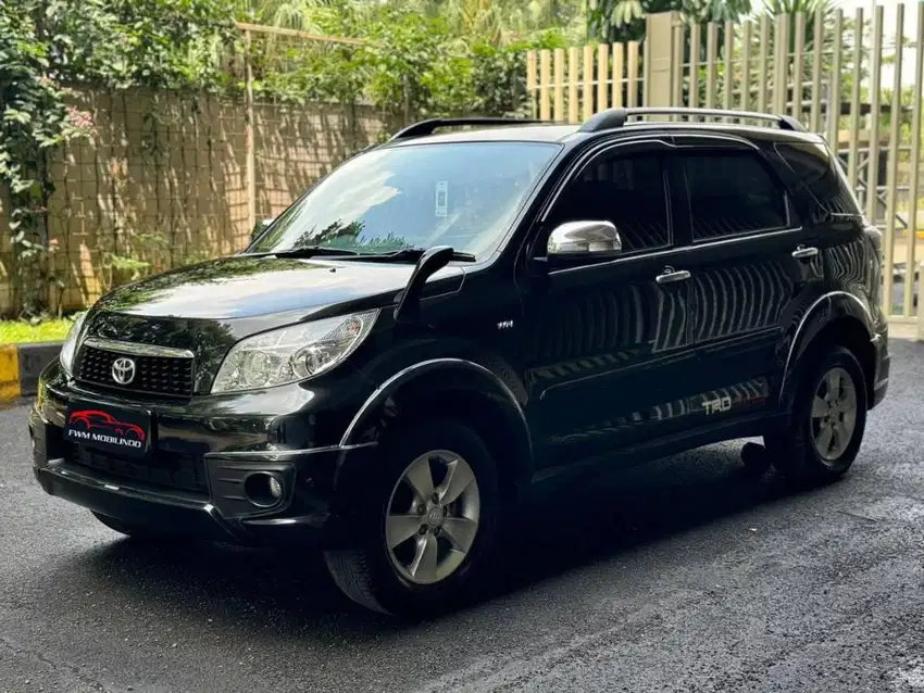 toyota rush trd AT 2015 hitam, tdp terjangkau