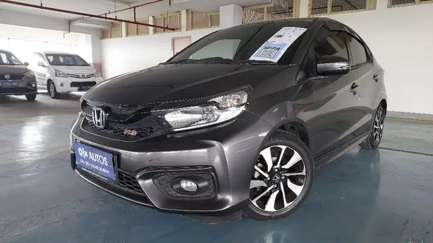 Pajak Panjang TDP 9,JT Honda Brio 1.2 RS Bensin-AT Abu 2021