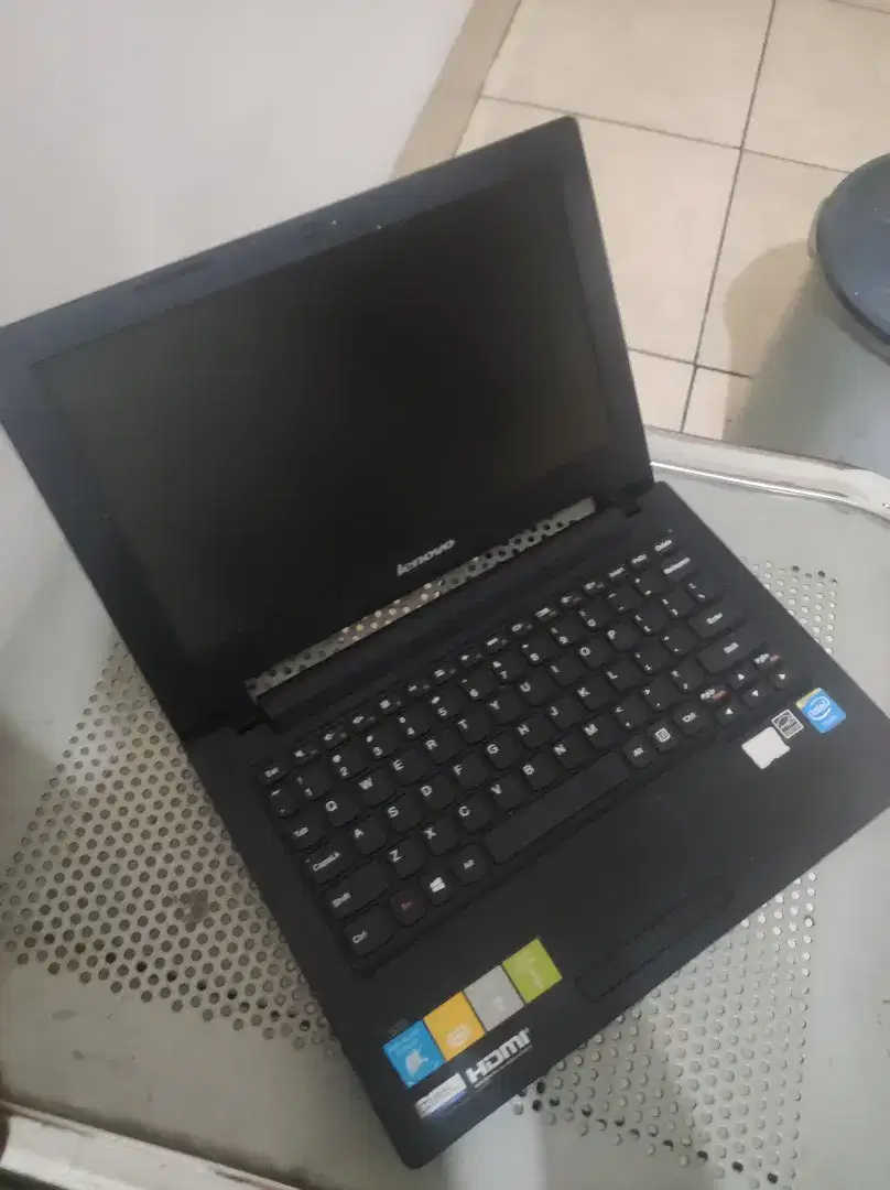 Notebook Lenovo ram 2, ssd 128