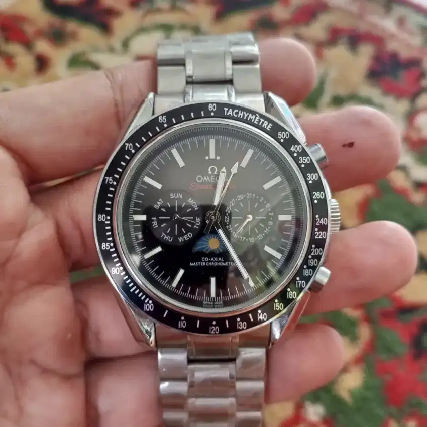 JAM TANGAN OMEGA