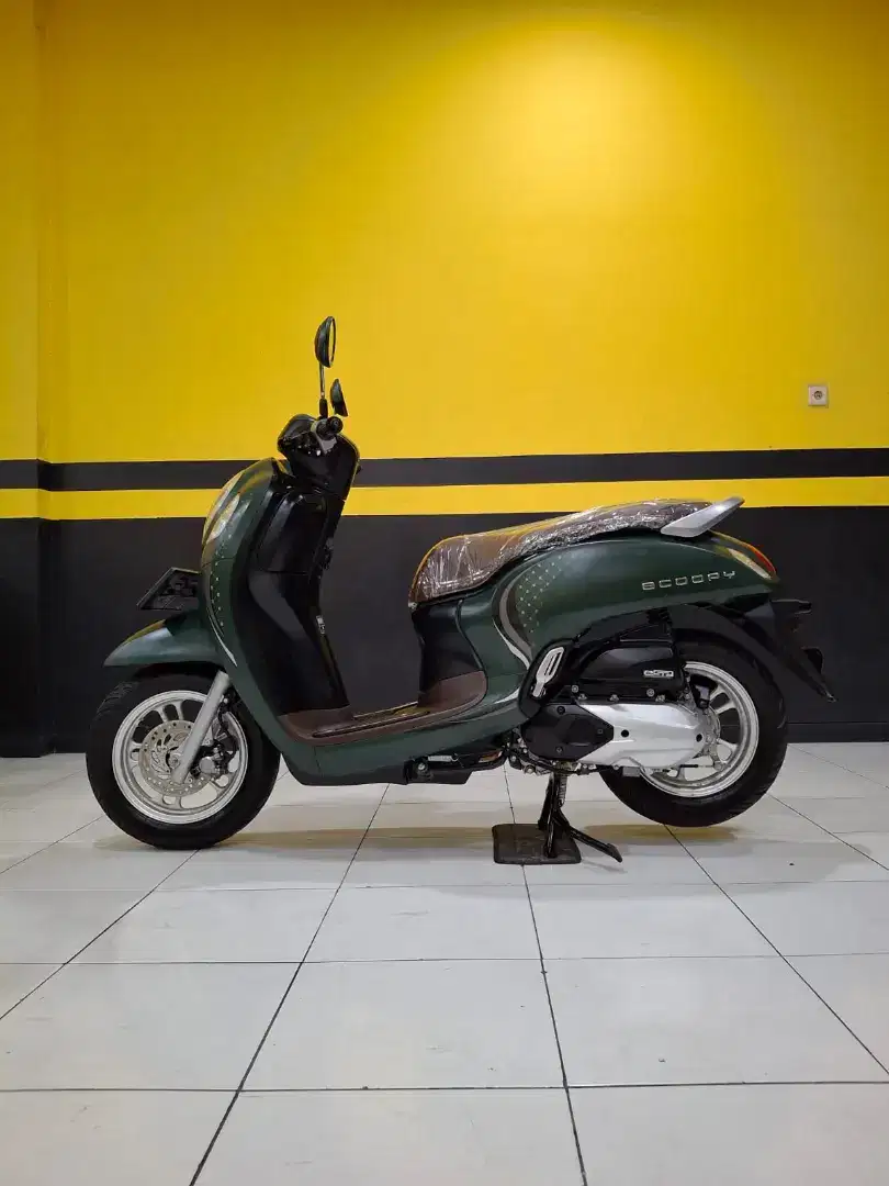 Scoopy prestige 2024 km low