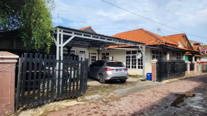 RUMAH LUAS STRATEGIS DI SERANG