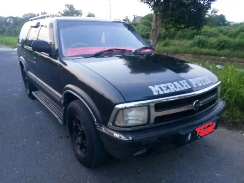 Dijual OPEL BLAZER