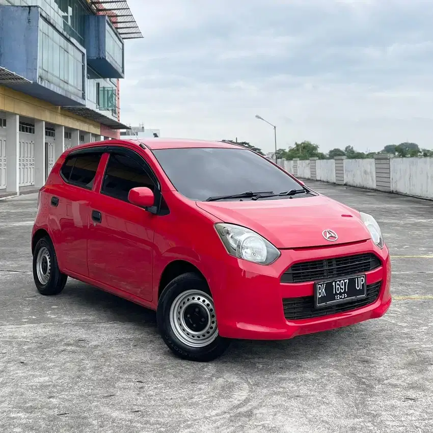 (Super!) Daihatsu Ayla M 1.0 M/T 2015