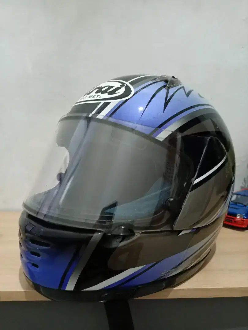 Helm Arai Rapide M