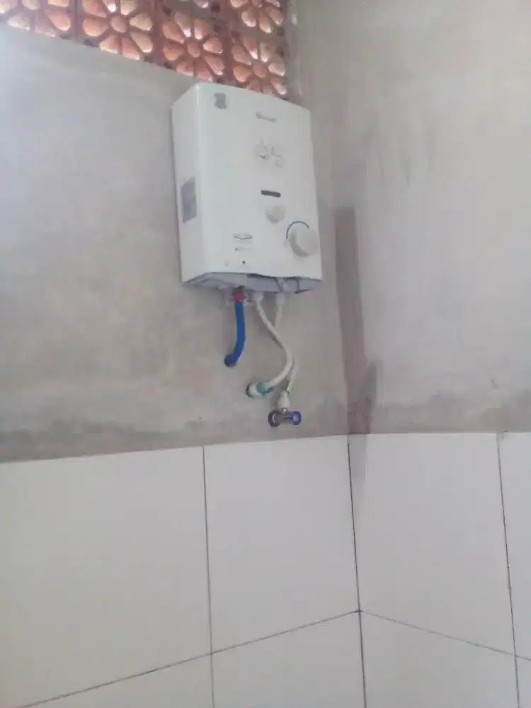 Pemasangan Waterheater Gas Lengkap