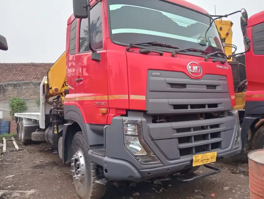 JUAL TRUCK CRANE 2019 NISSAN QUESTER HYVA 8 TON