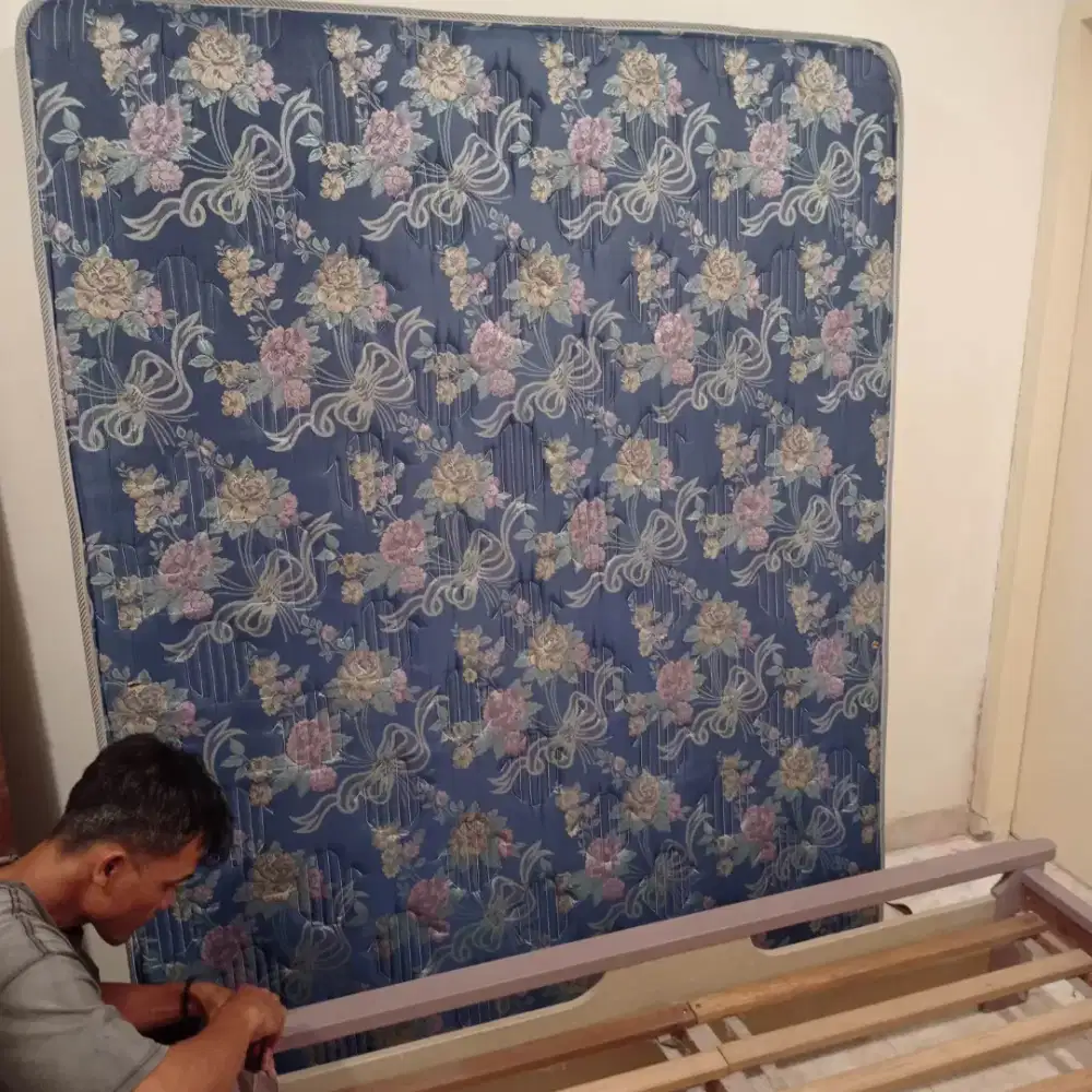 KASUR SPRING BED MERK AIRLAND 200x180cm