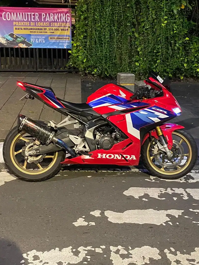 CBR 250RR 2023 TRICOLOR SPQS