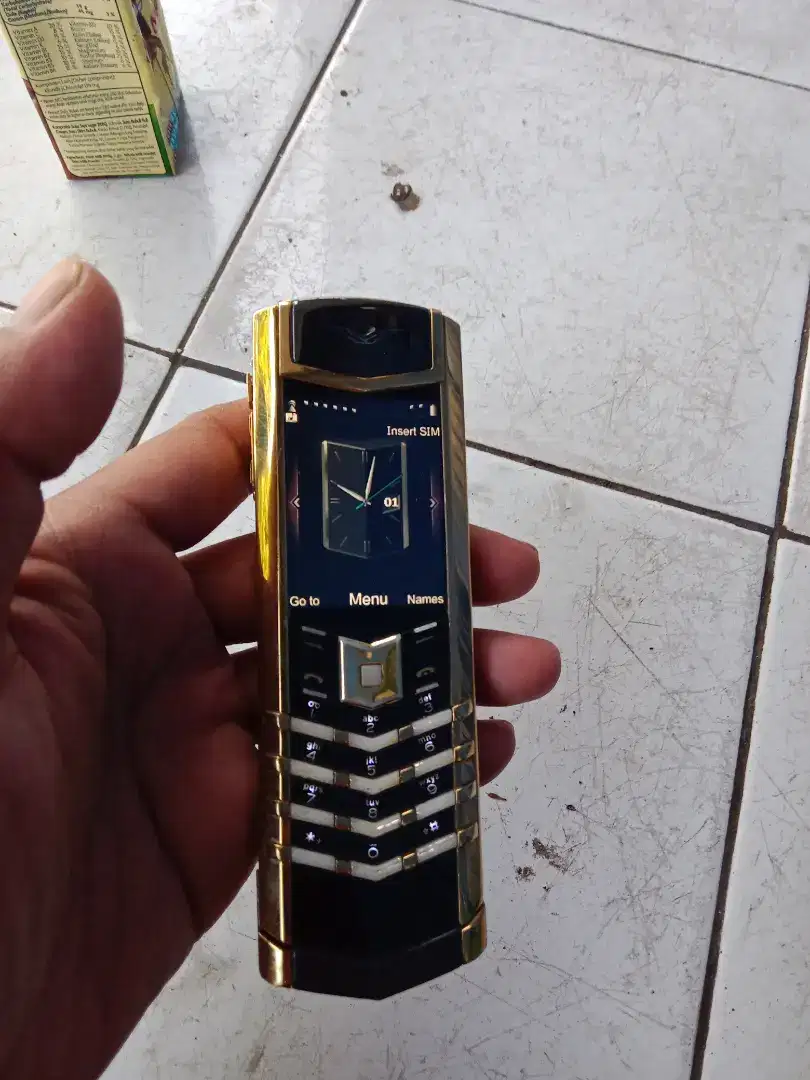 Vertu signature