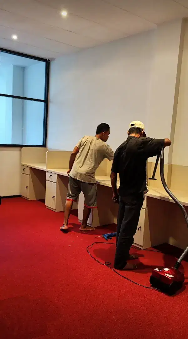 Meja kantor custom