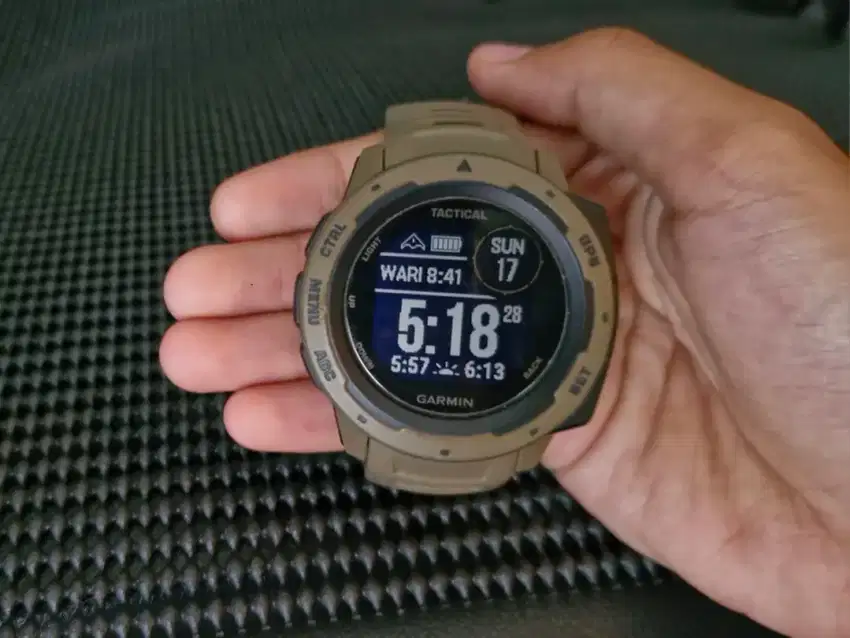 Wts Jam Garmin Instinct Tactical Coyote Tan Smart Watch