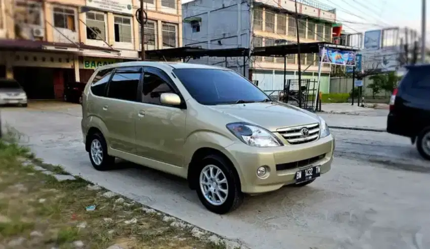 Dijual avanza G 2005