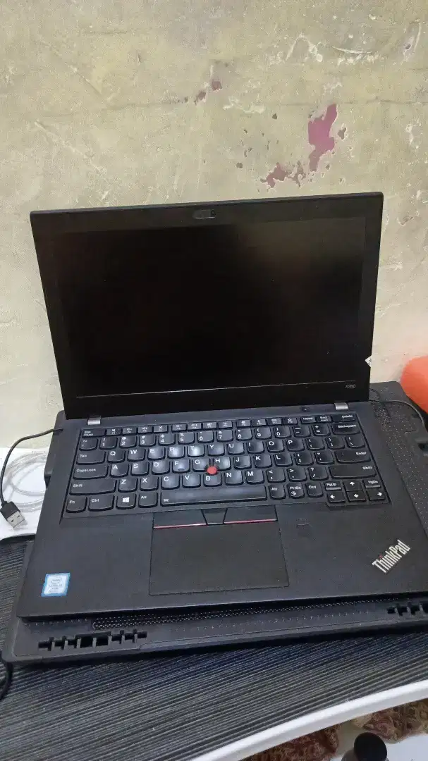 Laptop Lenovo X280 Ram 8 GB / SSD 256 GB Intel 8350U