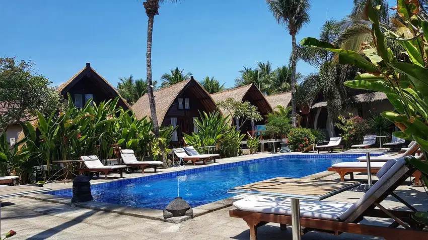 Dijual Hotel/Resort Bintang 4 di Tepi Pantai Gili Air Lombok