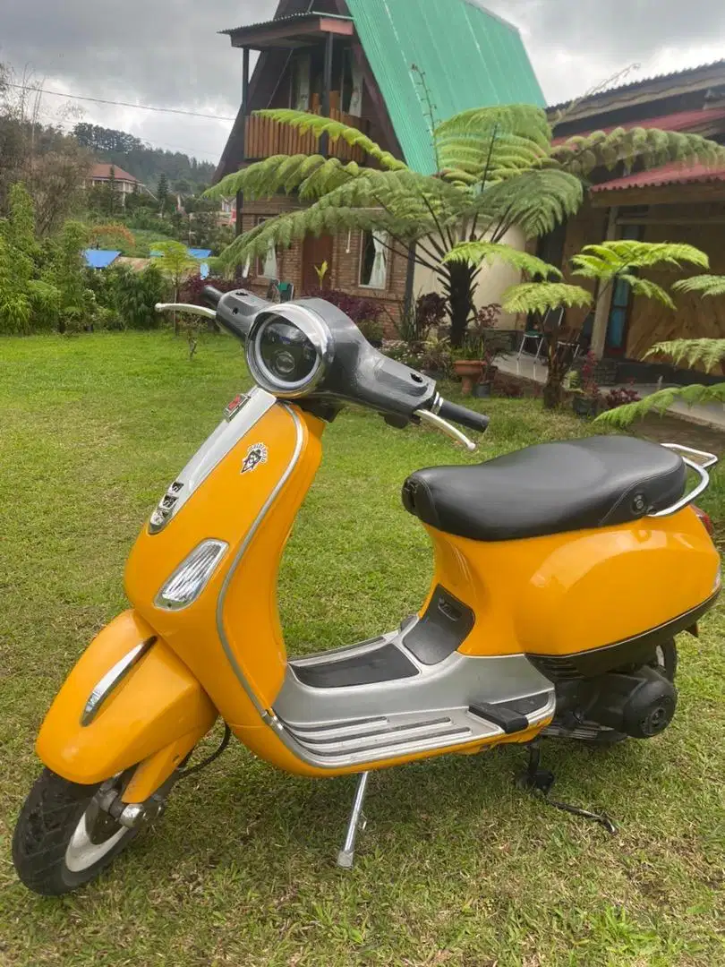 Piaggio Vespa LX 150