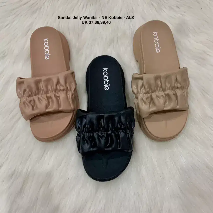 Sandal wanita kekinian