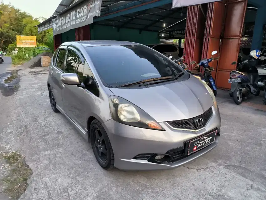 DP 4jt.Honda JAZZ RS 2009 AT